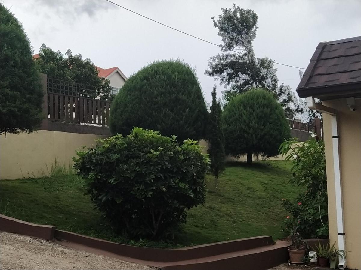 Gables Vacation Rentals With Private Gated Parking Onsite Knockpatrick Kültér fotó