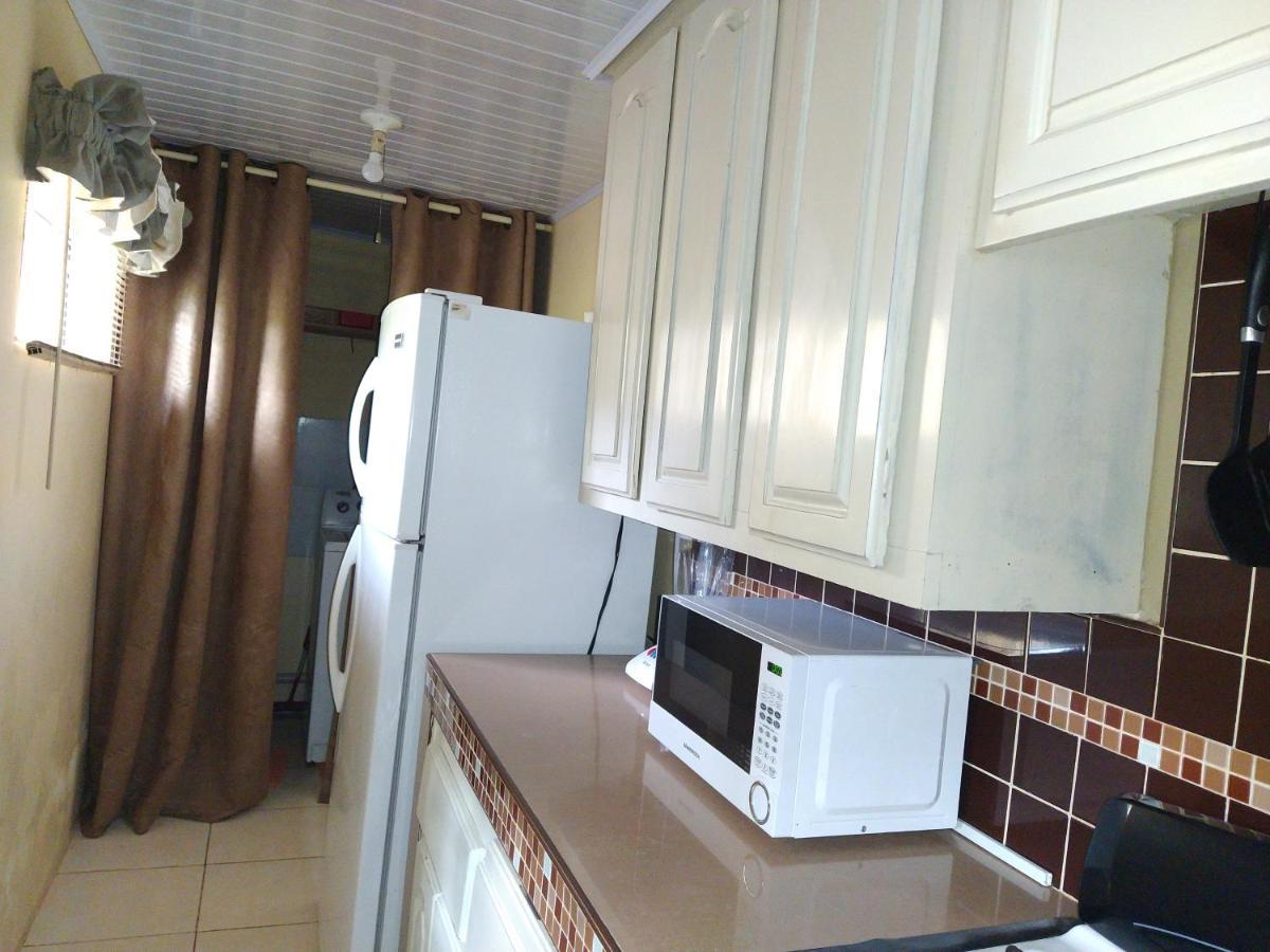 Gables Vacation Rentals With Private Gated Parking Onsite Knockpatrick Kültér fotó