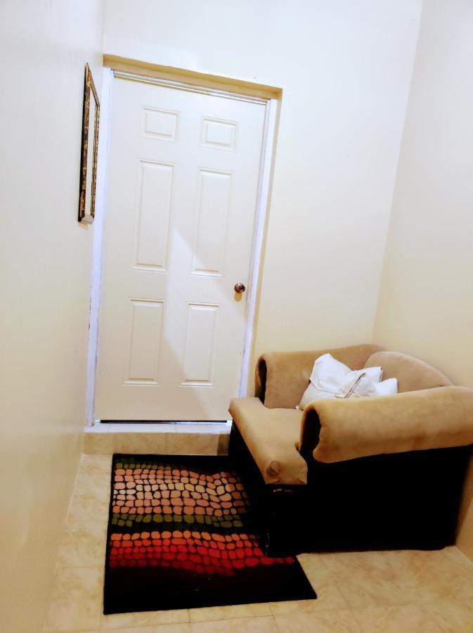 Gables Vacation Rentals With Private Gated Parking Onsite Knockpatrick Kültér fotó