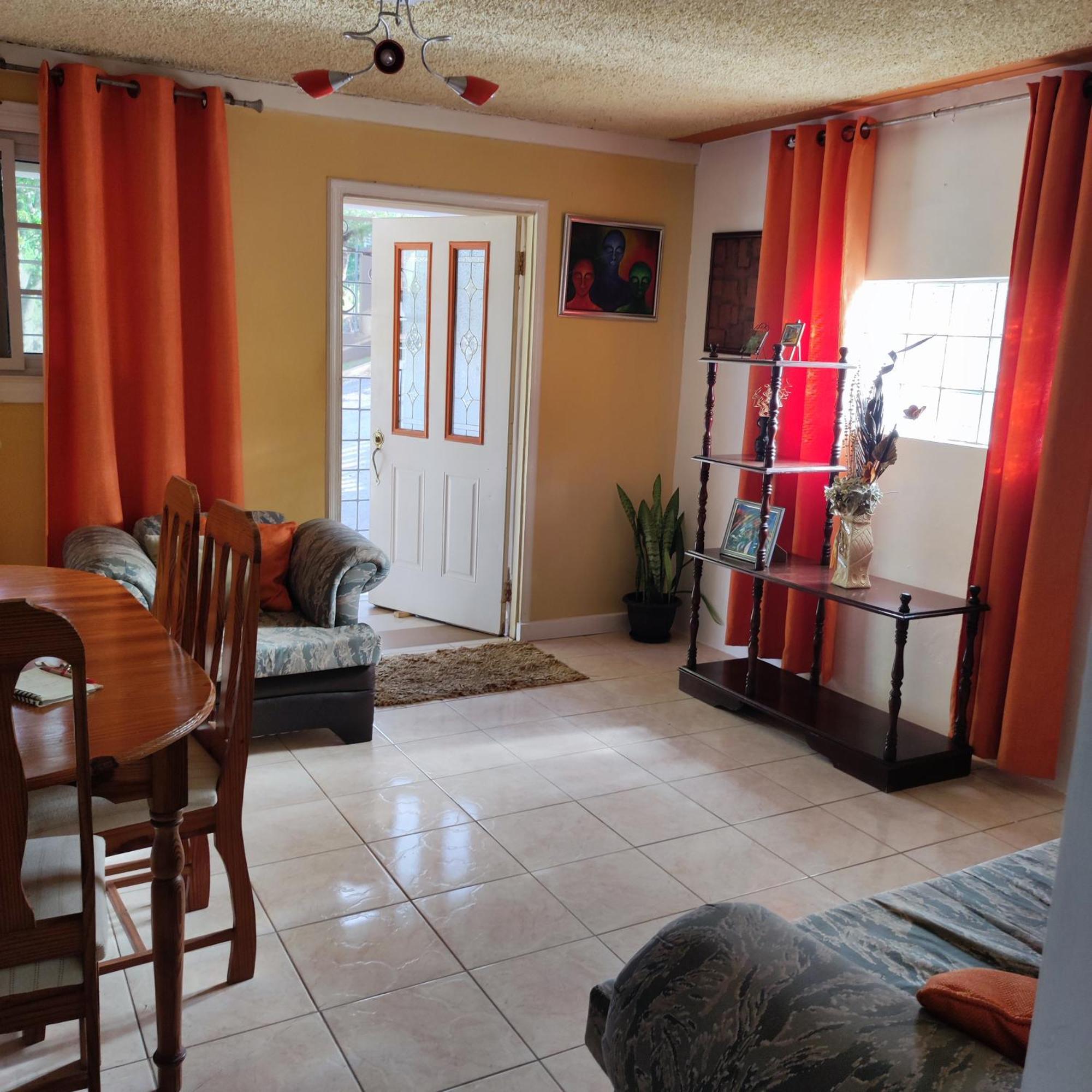 Gables Vacation Rentals With Private Gated Parking Onsite Knockpatrick Kültér fotó